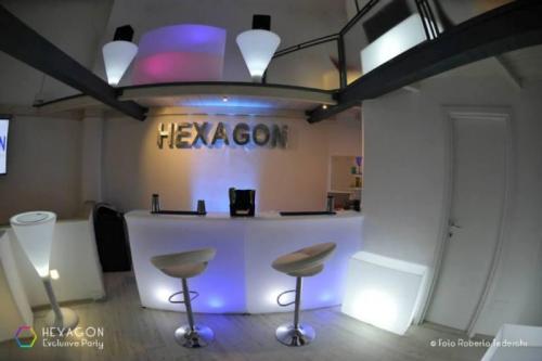 hexagon-gallery-img-1